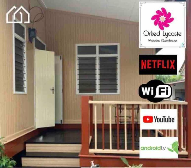 Orked Lycaste Wooden Village Chalet Kuala Terengganu Exterior photo